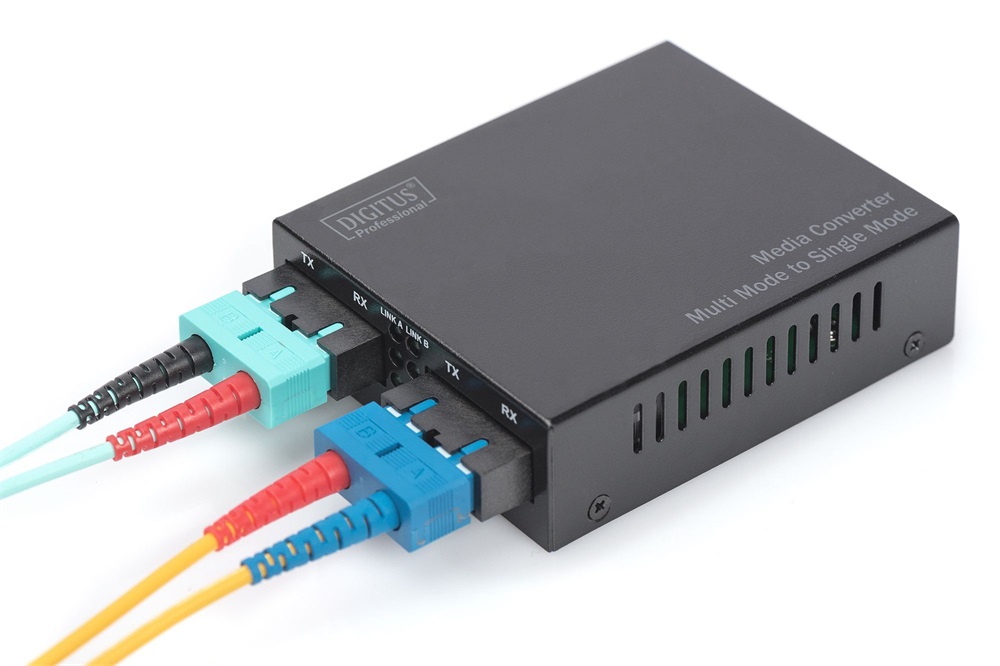 DIGITUS DN-82124 Gigabit multimodusú/monomódusú 20km SC média konverter