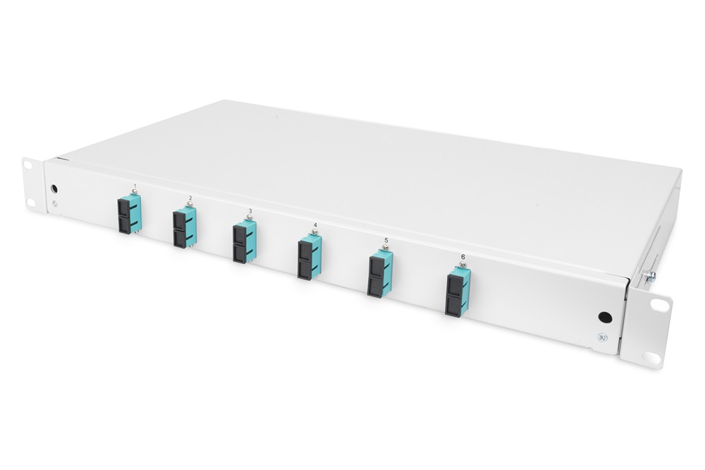 DIGITUS DN-96320/3 1U 6xSC duplex OM3 toldóval pigtaillel és kötőkazettával szerelt optikai rendező