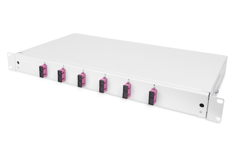 DIGITUS DN-96320-4 1U 6xSC duplex OM4 toldóval pigtaillel és kötőkazettával szerelt optikai rendező