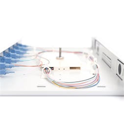 DIGITUS DN-96320/9 19" 1U 6x SC/UPC duplex monomódusú OS2 komplet optikai patch panel