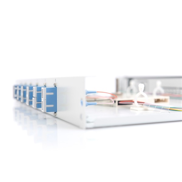 DIGITUS DN-96320/9 19" 1U 6x SC/UPC duplex monomódusú OS2 komplet optikai patch panel