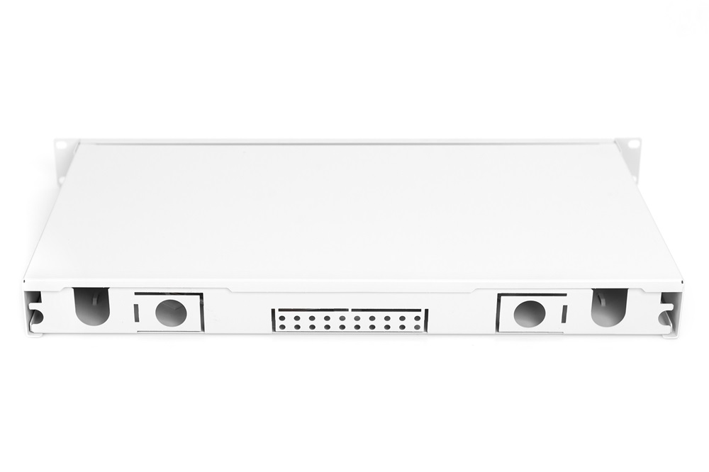 DIGITUS DN-96330/3 1U 6xLC duplex OM3 toldóval pigtaillel és kötőkazettával szerelt optikai rendező