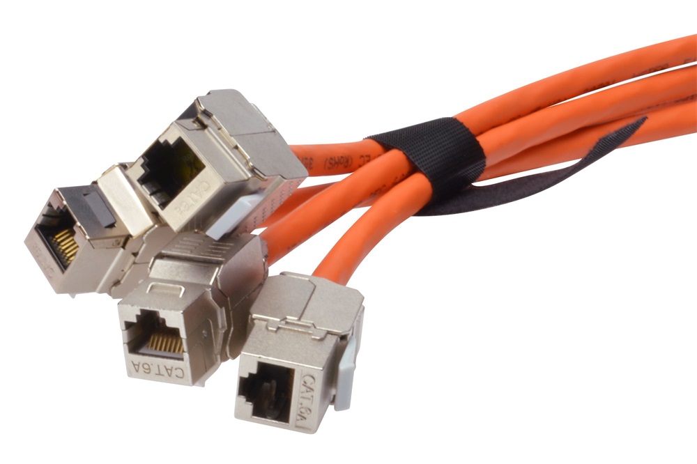 DIGITUS DN-CT-10M-20 20mm széles fekete szövet tépőzáras kábelkötegelő 10m