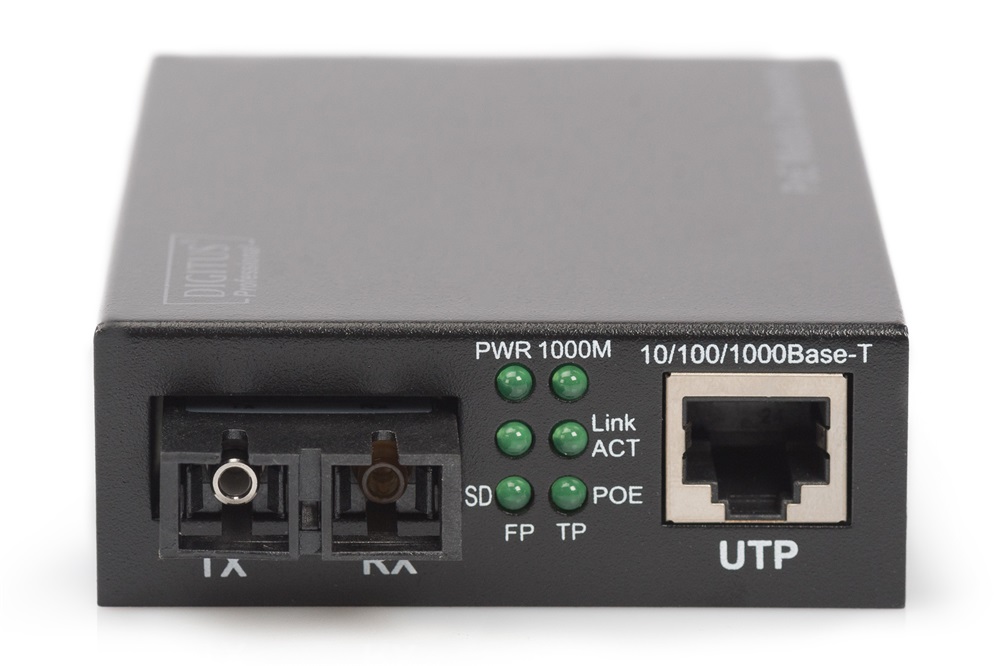 DIGITUS Gigabit PoE+ SM (RJ45-SC) 30W média konverter