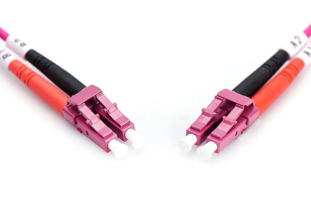 DIGITUS DK-2533-10-4 Duplex 2xLC + 2xLC multimodusú OM4 50/125 LSOH 10m optikai patch kábel