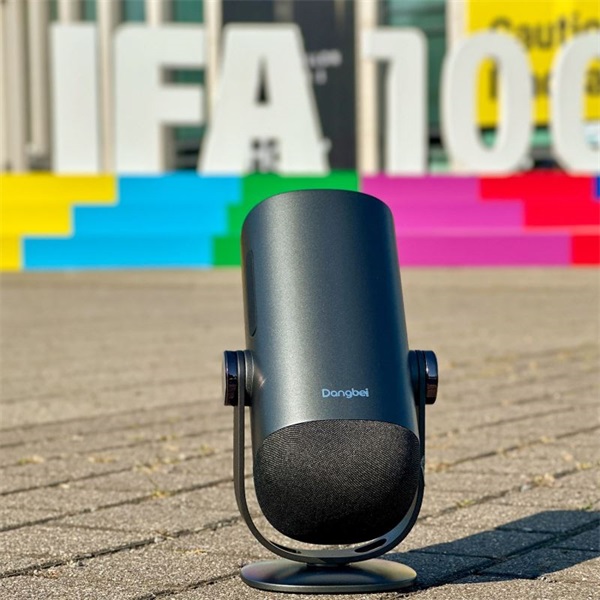 Dangbei Freedo Full HD 450L Google TV fekete hordozható projektor