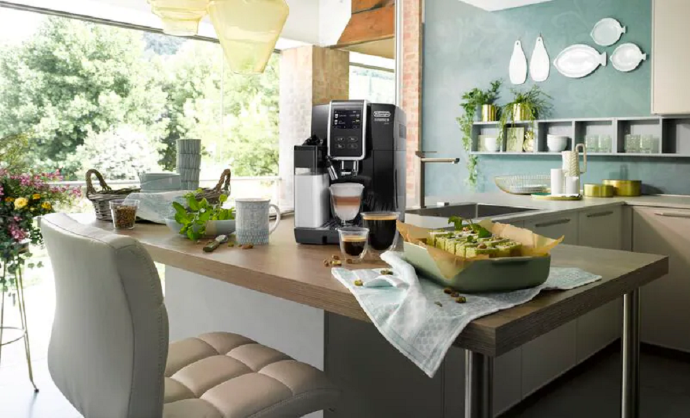 DeLonghi ECAM370.70.B fekete tejhabosítóval automata kávéfőző