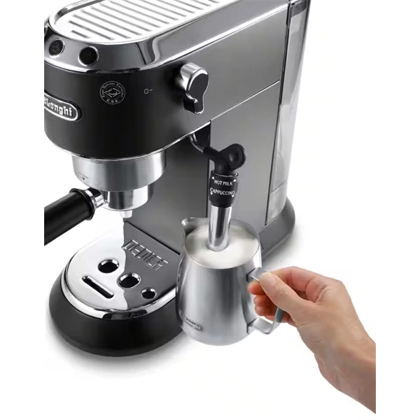 DeLonghi EC 685.BK Dedica fekete espresso kávéfőző