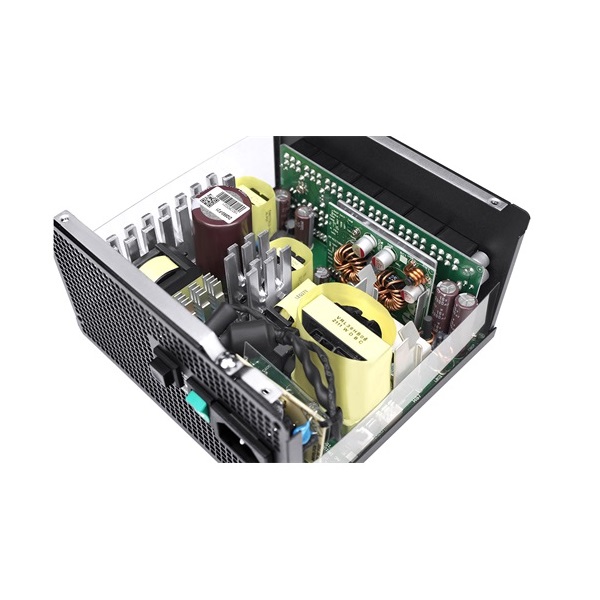 DeepCool R-PQ850M-FA0B-EU 850W 80+Gold ventillátorral moduláris tápegység