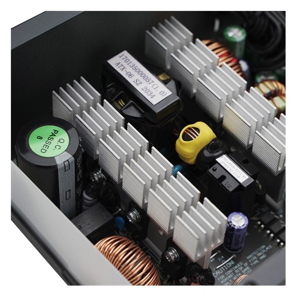 DeepCool Tápegység 700W - PF700 (80 Plus, Aktív PFC, 12cm )