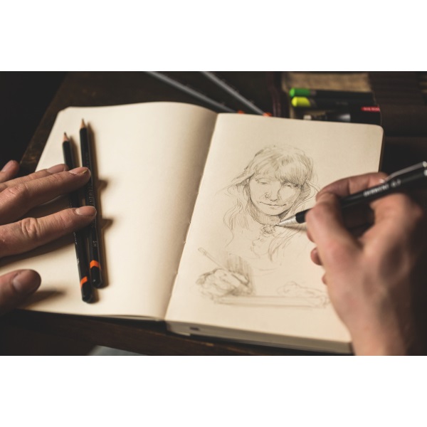 Derwent Precision 0,5mm HB nyomósirón szett