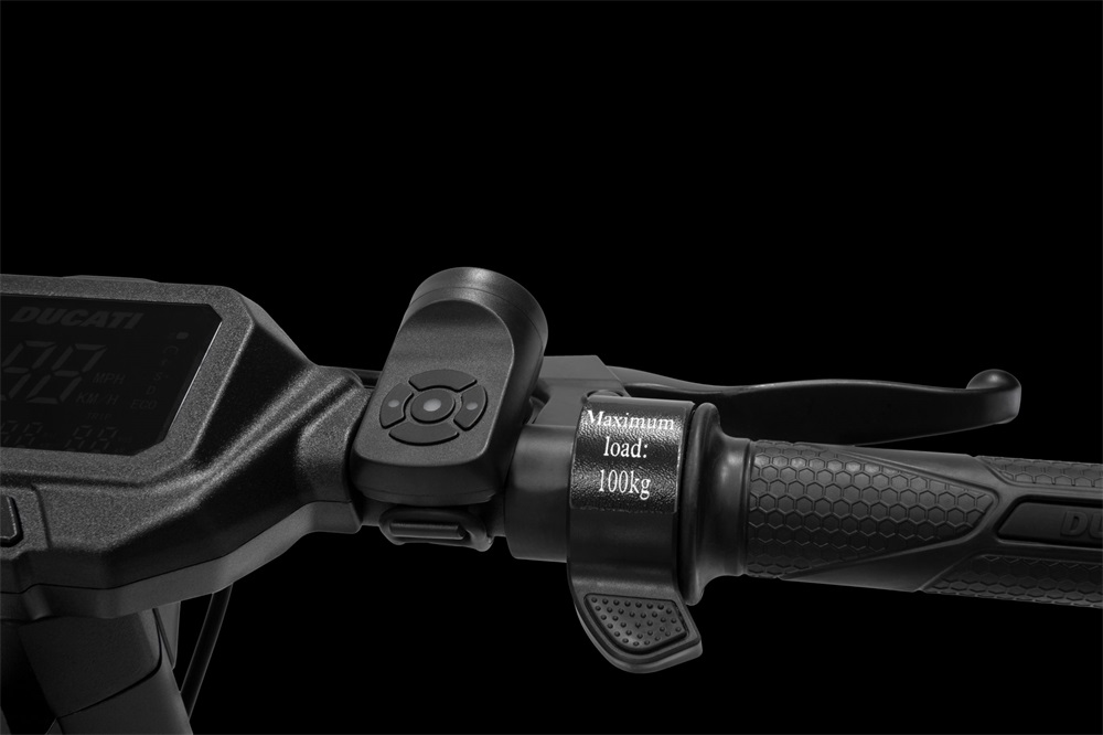 Ducati DU-MO-240009 Pro-II Evo Advanced Safety elektromos roller