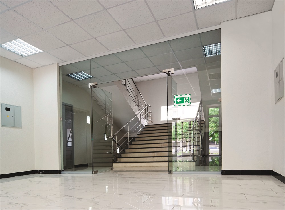 Durable Duraframe Security A4 2db/cs öntapadó zöld/fehér infokeret