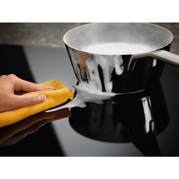 Electrolux EIV644 fekete, beépíthető, indukciós, főzőzóna: 4, beépíthető méret: 56cm, főzőlap (Újszerű)