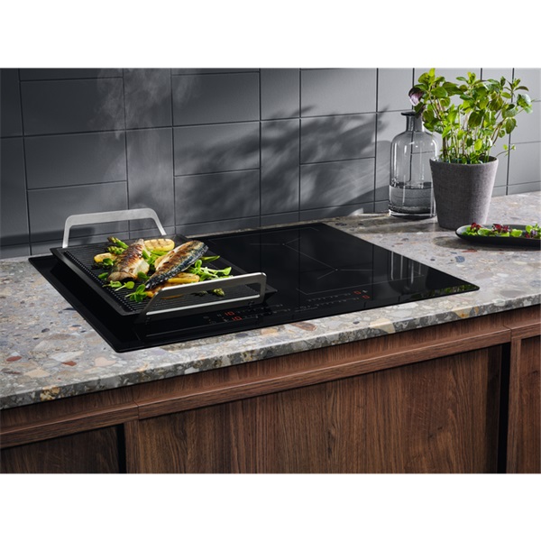 Electrolux EIV644 fekete, beépíthető, indukciós, főzőzóna: 4, beépíthető méret: 56cm, főzőlap (Újszerű)