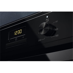 Electrolux EOF3H50BK fekete, beépíthető, sütőtér:65L, grill, légkeverés, aquaclean, sütő