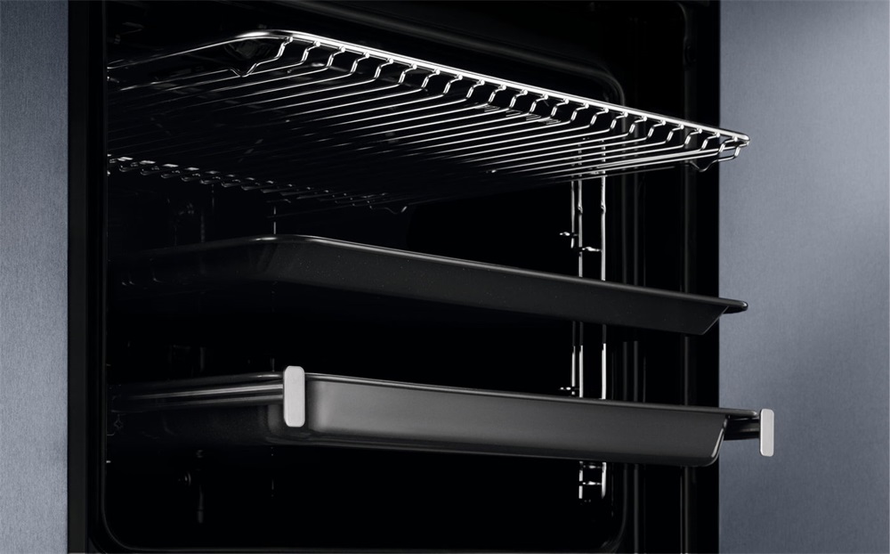 Electrolux EOF3H50BK fekete, beépíthető, sütőtér:65L, grill, légkeverés, aquaclean, sütő