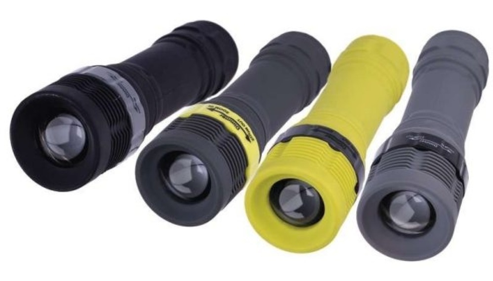 Emos P4703 75lm 3xAAA többszínű fókuszálható LED elemlámpa