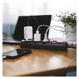 Emos P54214 1,5m 380J SCHUKO 3 csatlakozós fekete túlfeszültség védett elosztó