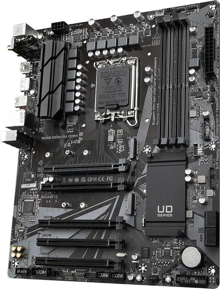 GIGABYTE Alaplap S1700 B660 DS3H AX DDR4 INTEL B660, ATX