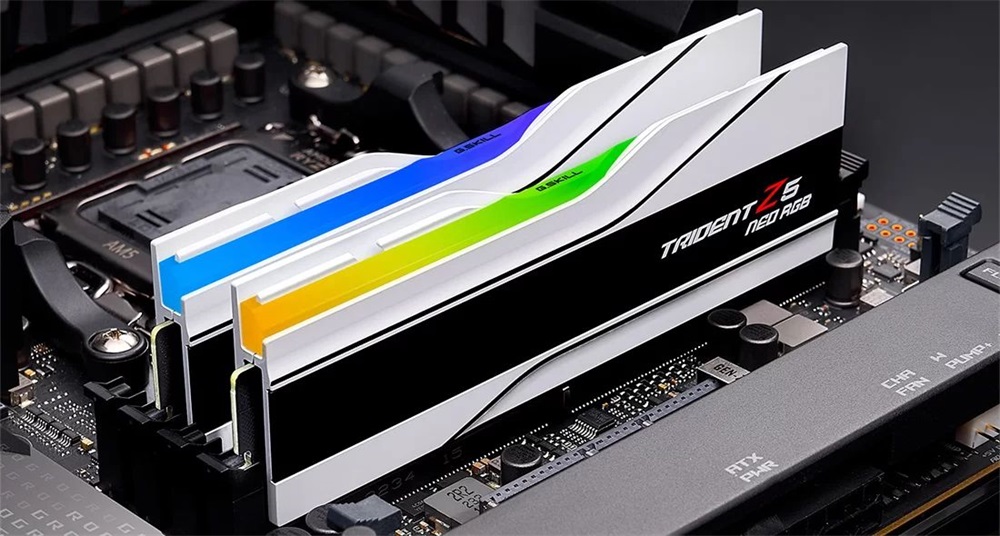 G.Skill 48GB 6400MHz DDR-5 Trident Z5 Neo RGB (F5-6400J3239F24GX2-TZ5NRW) memória