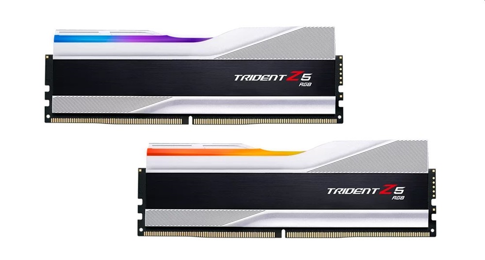 G.Skill 32GB 5600MHz DDR-5 Trident Z5 RGB Intel XMP Silver (Kit! 2db 16GB) (F5-5600J3036D16GX2-TZ5RS) memória