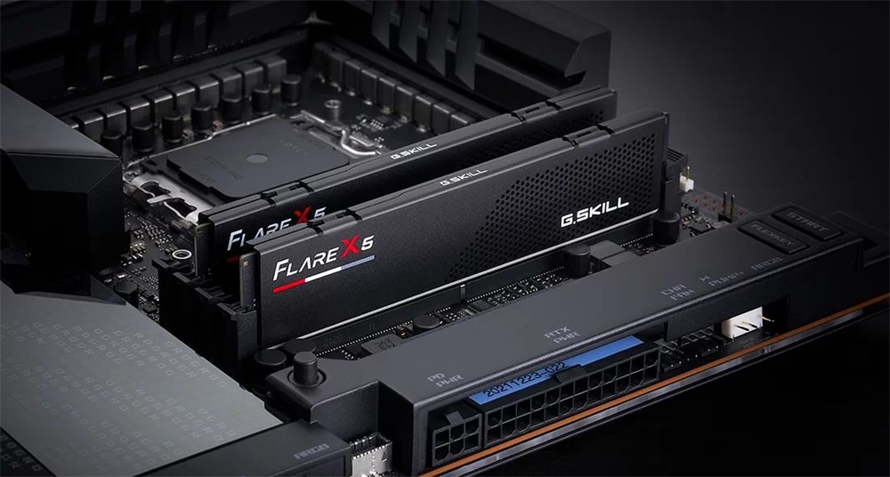 G.Skill 32GB/6000MHz DDR-5 Flare X5 (Kit! 2db 16GB) (F5-6000J3636F16GX2-FX5) memória