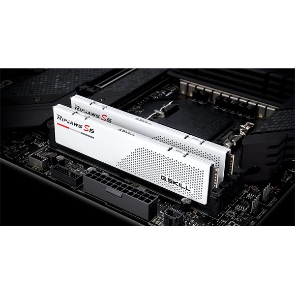 G.Skill 32GB/6000MHz DDR-5 Ripjaws S5 (Kit! 2db 16GB) (F5-6000J3040F16GX2-RS5W) memória