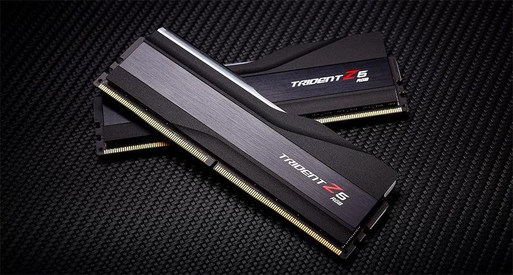 G.Skill 32GB/6400MHz DDR-5 Trident Z5 RGB (Kit! 2db 16GB) (F5-6400J3239G16GX2-TZ5RK) memória