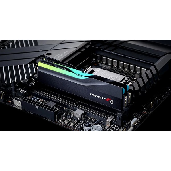 G.Skill 32GB/6400MHz DDR-5 Trident Z5 RGB (Kit! 2db 16GB) (F5-6400J3239G16GX2-TZ5RK) memória