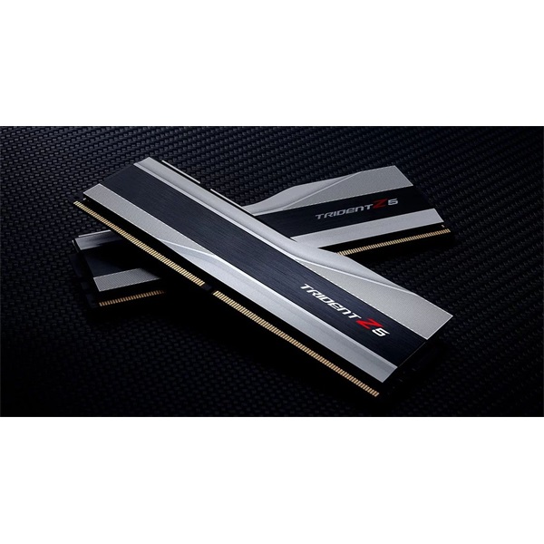 G.Skill 64GB 6000MHz DDR-5 Trident Z5 Intel XMP Silver (Kit! 2db 32GB) (F5-6000J3238G32GX2-TZ5S) memória