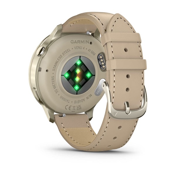 Garmin 010-03013-03 Venu 4 (41mm) csontszínű szilikon és homokszínű bőrszíjjal arany okosóra