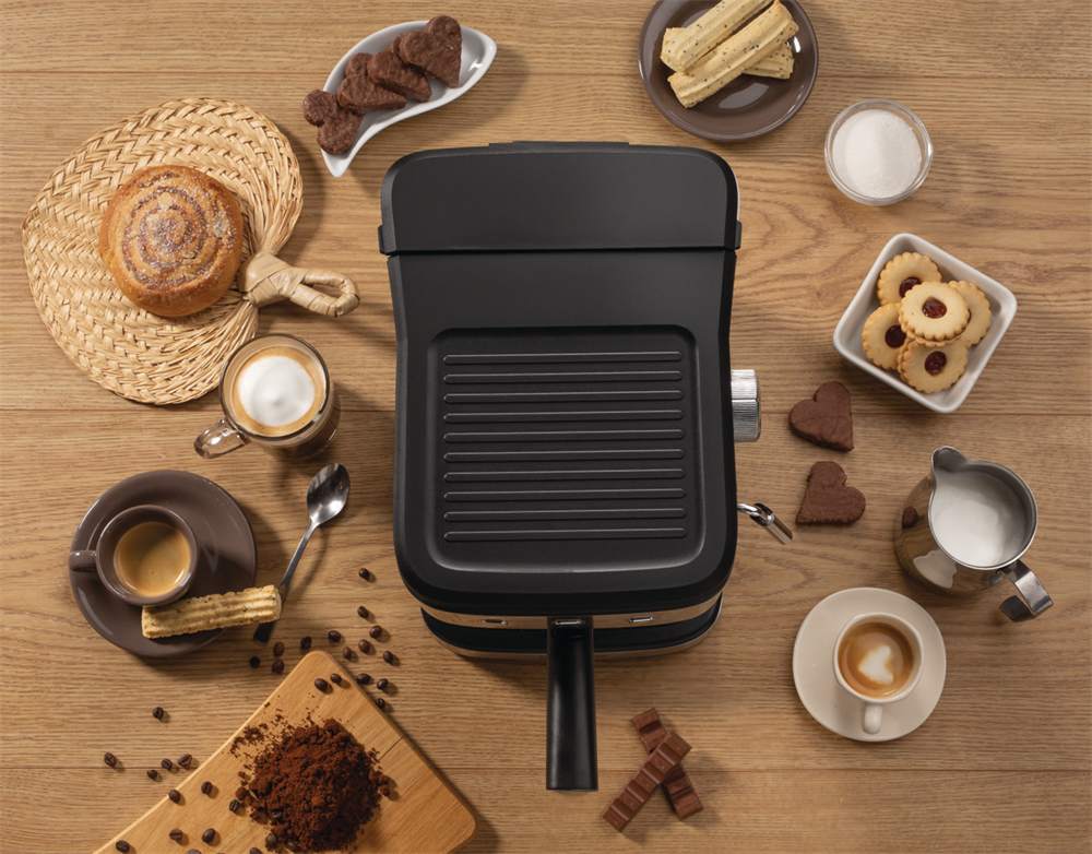 Gorenje ESCM12MBK ezüst espresso kávéfőző