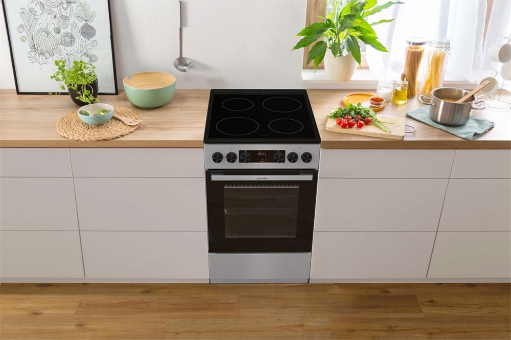 Gorenje GEC5C41SG inox, szabadonálló, kerámialapos, elektromos, főzőzóna: 4, sütő:77L, grill, tűzhely