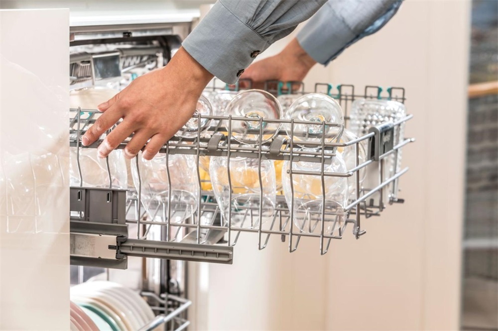 Gorenje GS642E90X ezüst, programok száma: 6, szabadonálló, 13 terítékes mosogatógép 
