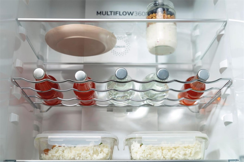 Gorenje N6A2XL4 inox, alulfagyasztós, Hűtő:204L, Fagyasztó:96L, No frost Plus hűtőszekrény