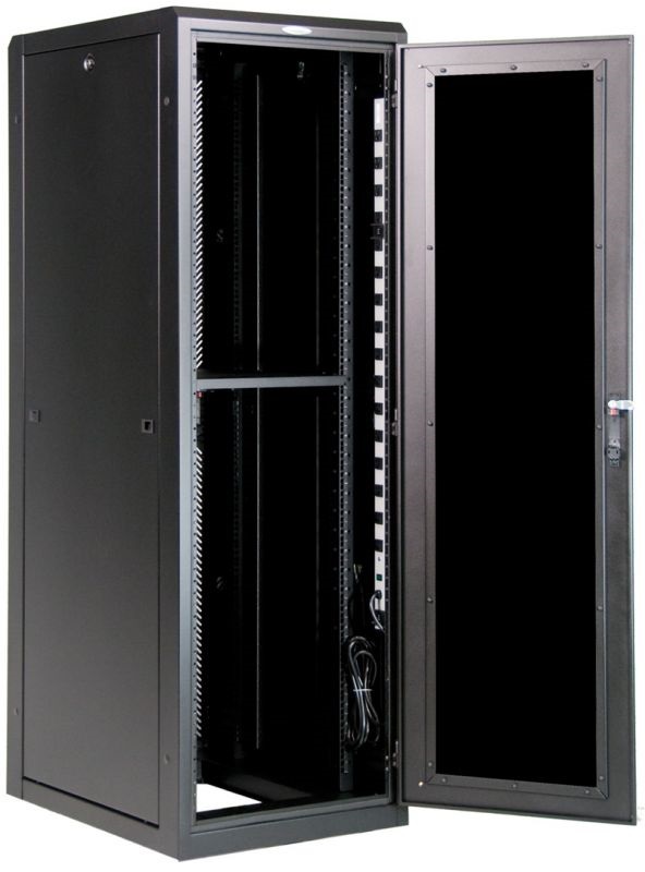 Great Lakes 19" 32U 600x800 mm álló rack szekrény