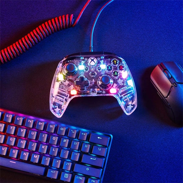 HP 7D6H2AA HyperX Clutch Gladiate PS5/Xbox One/Xbox Series vezetékes RGB kontroller