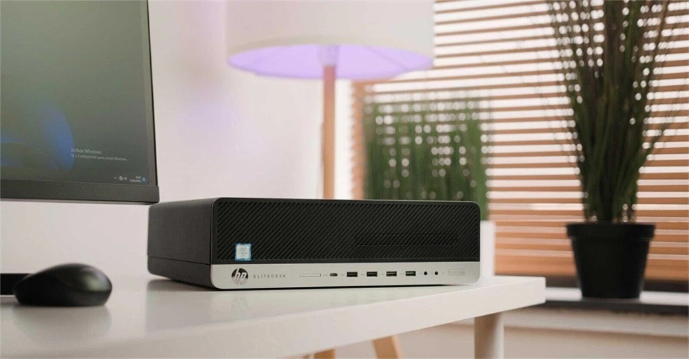 HP EliteDesk 800 G3 SFF/i5-6th/8GB/256GB/Win Pro COA/fekete asztali számítógép (Használt A+)