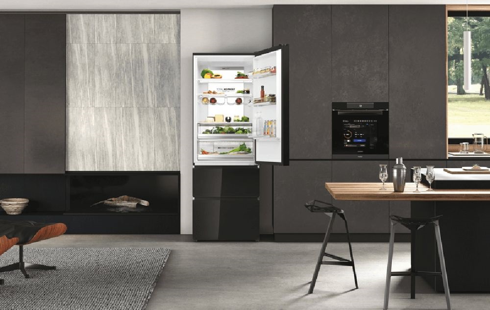 Haier HTW7720DNGB fekete, francia ajtós, alulfagyasztós, Hűtő:343L, Fagyasztó:140L, Total No frost hűtőszekrény