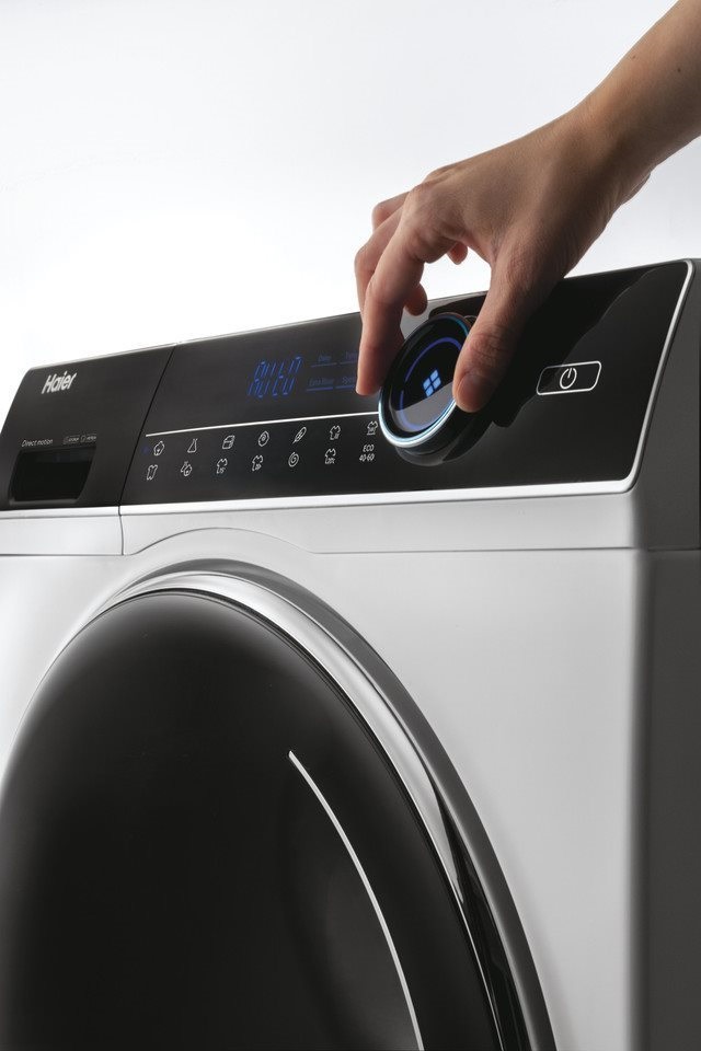 Haier HWD80-B14979-S fehér, elöltöltős, max.1400ford., 8 kg/5 kg, mosó-szárítógép