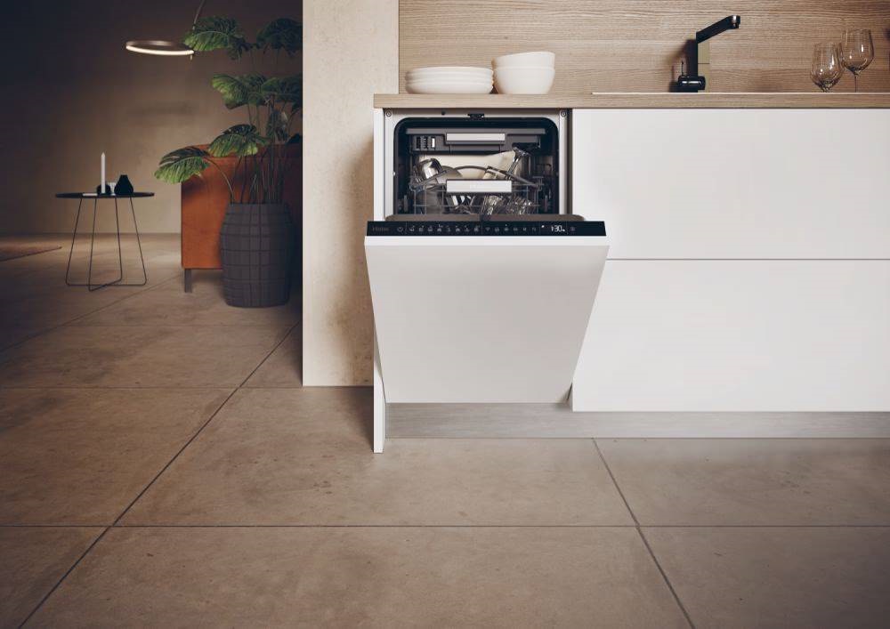 Haier XI1C3TB2FB fekete, programok száma: 8, keskeny beépíthető, 11 terítékes mosogatógép 