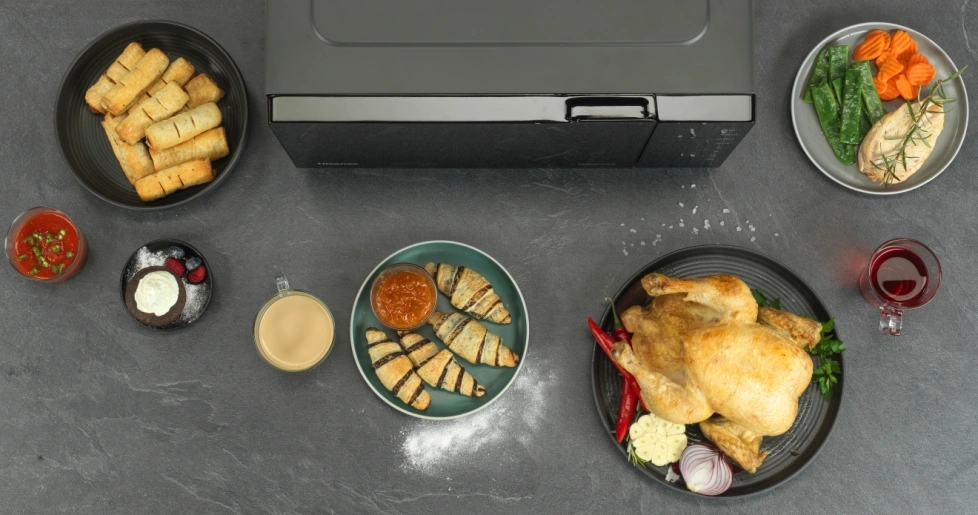 Hisense H23MOBS5HG4 800W 23L fekete mikrohullámú sütő