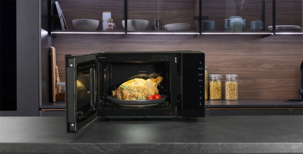 Hisense H23MOBS5HG4 800W 23L fekete mikrohullámú sütő