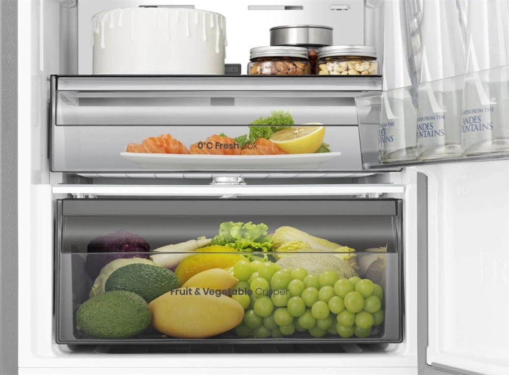 Hisense RB3K330SAIE alulfagyasztós, Hűtő:215L, Fagyasztó:115L, Total No Frosthűtőszekrény