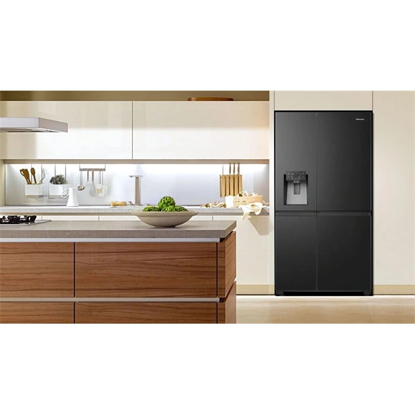 Hisense RS818N4TFC fekete, Side-by-Side, Hűtő:417L, Fagyasztó:215L, Total No frost hűtőszekrény