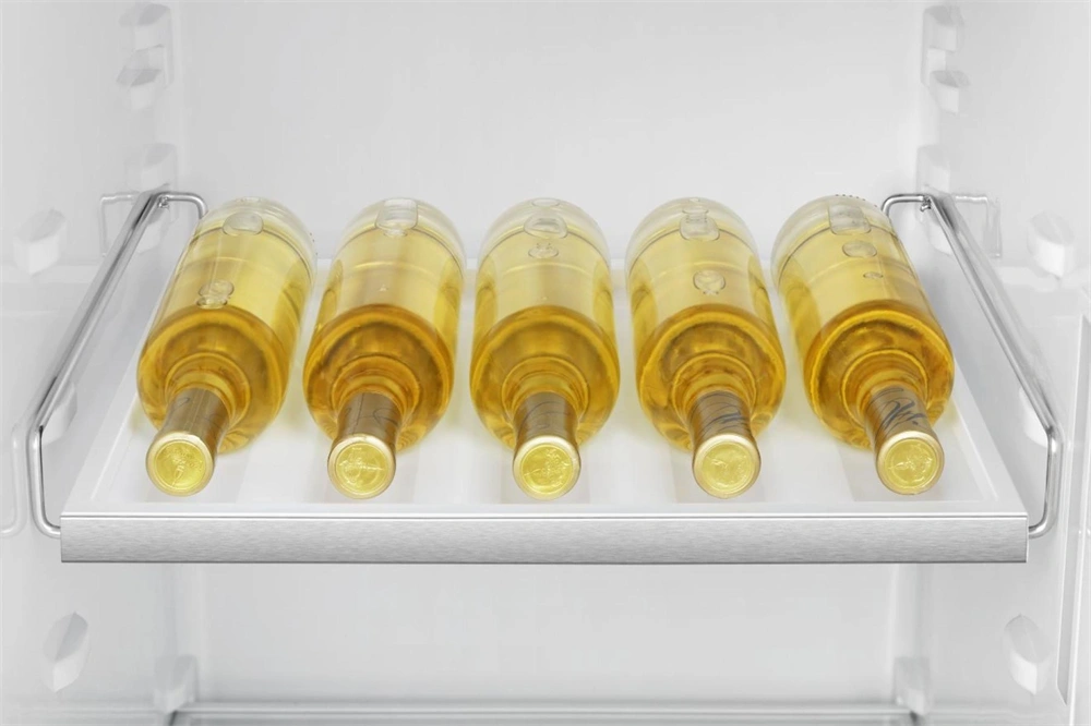 Hisense RS818N4TFC fekete, Side-by-Side, Hűtő:417L, Fagyasztó:215L, Total No frost hűtőszekrény