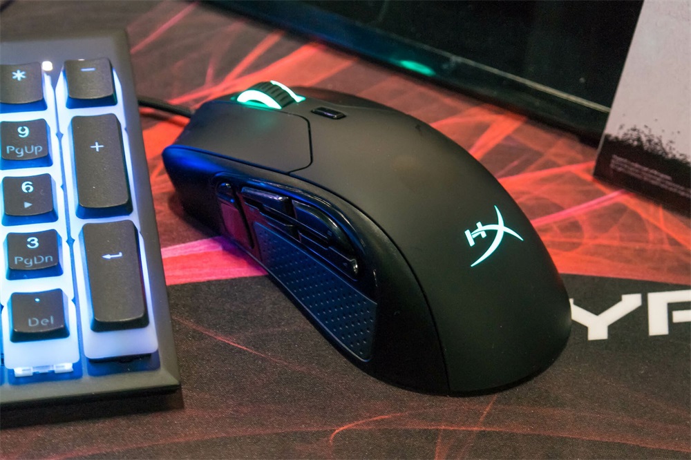 HyperX Pulsefire Raid fekete gamer egér