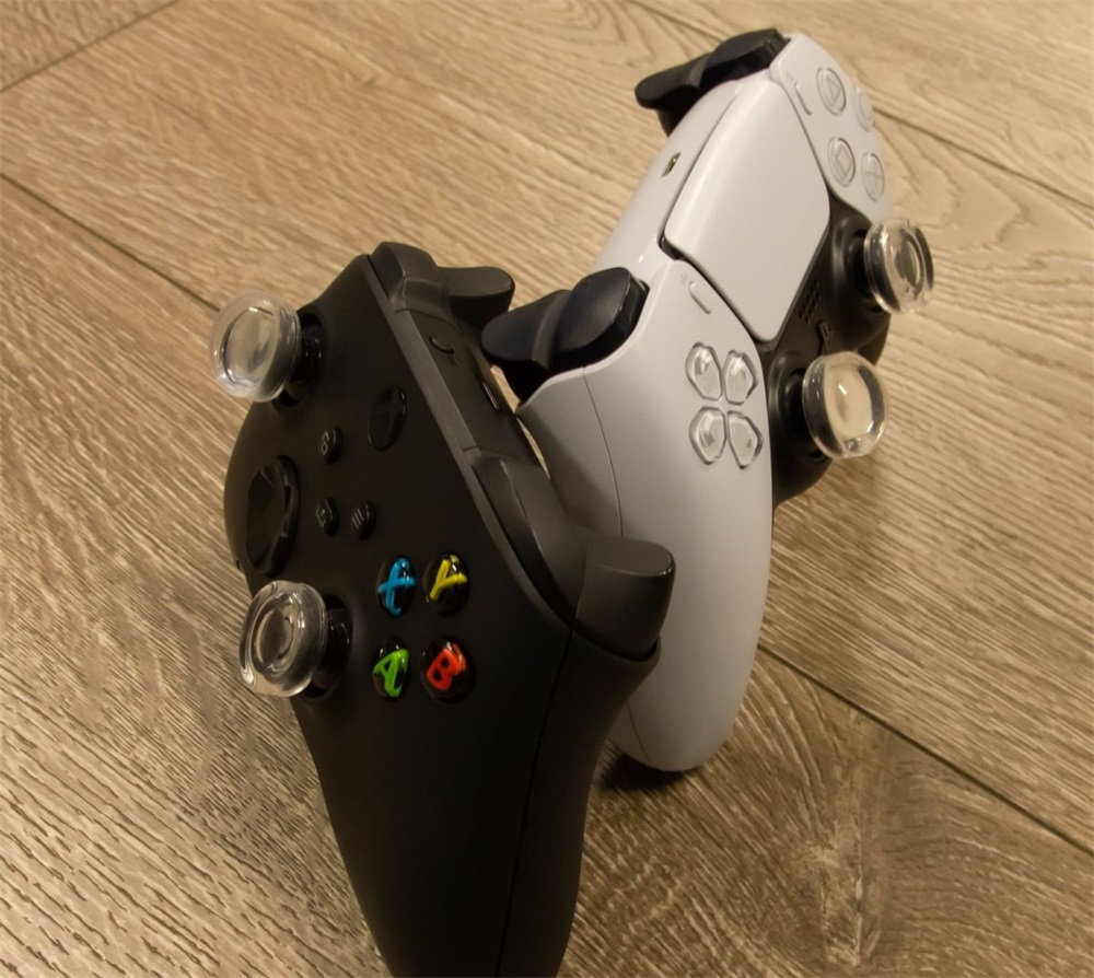 Hyperkin M07534-PX GummiFlex Playstation/Xbox kontrollerhez átlátszó hüvelykujj csúszásgátló (4 db)