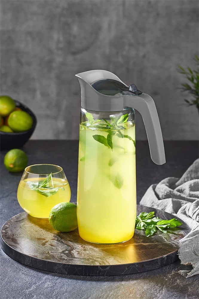 IRIS Santiago üvegkancsó 1.500ml, zöld, antracit, kék vagy burgundi színű HN-1790